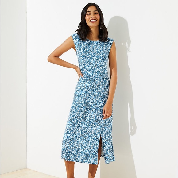LOFT Dresses & Skirts - LOFT blue floral cap sleeve midi dress NEW